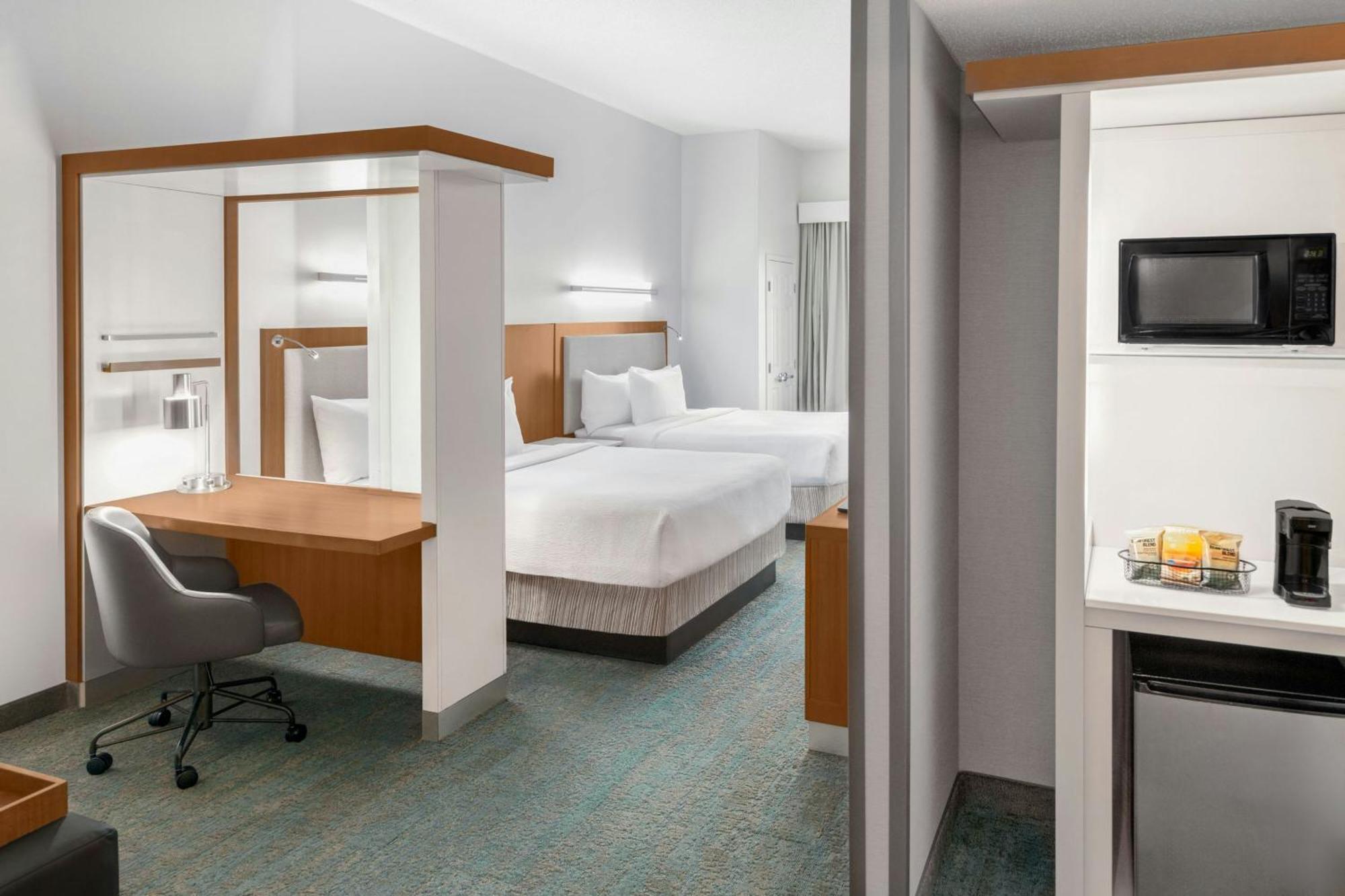 Springhill Suites Detroit Auburn Hills Exterior photo