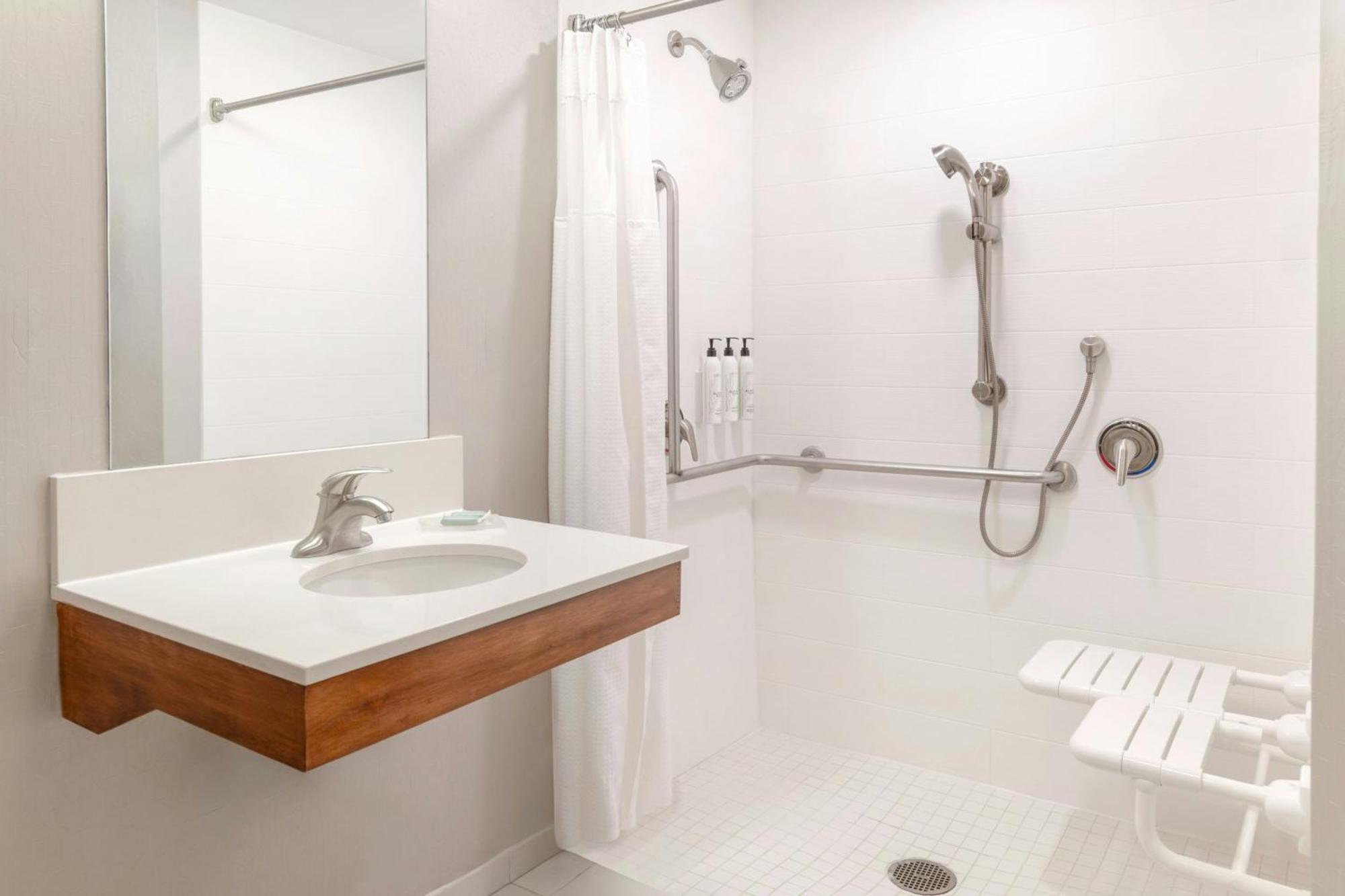 Springhill Suites Detroit Auburn Hills Exterior photo